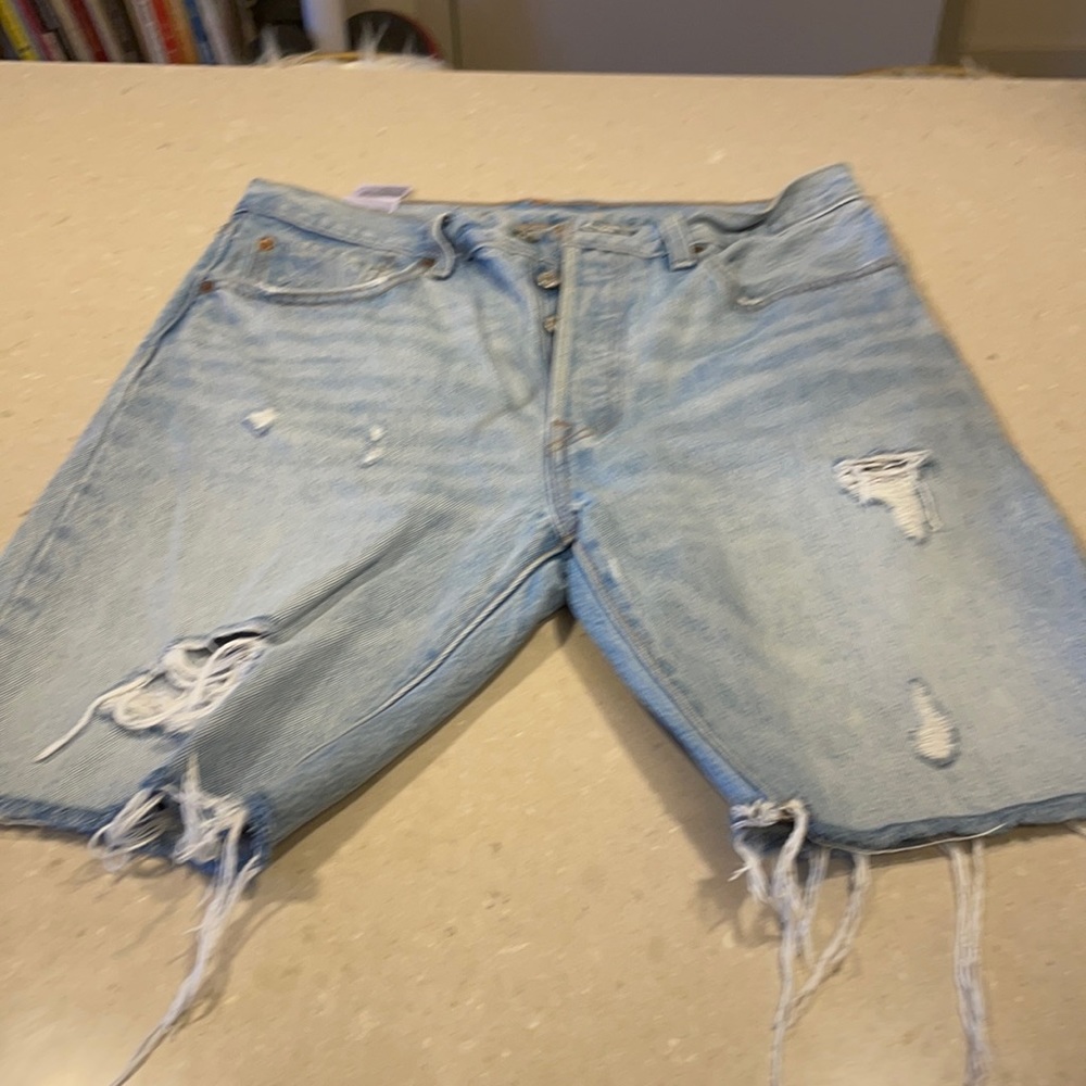 Levi Bermuda short
